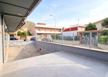 Locale Commerciale Mondragone - foto 12