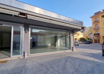 Locale Commerciale Mondragone - foto 13