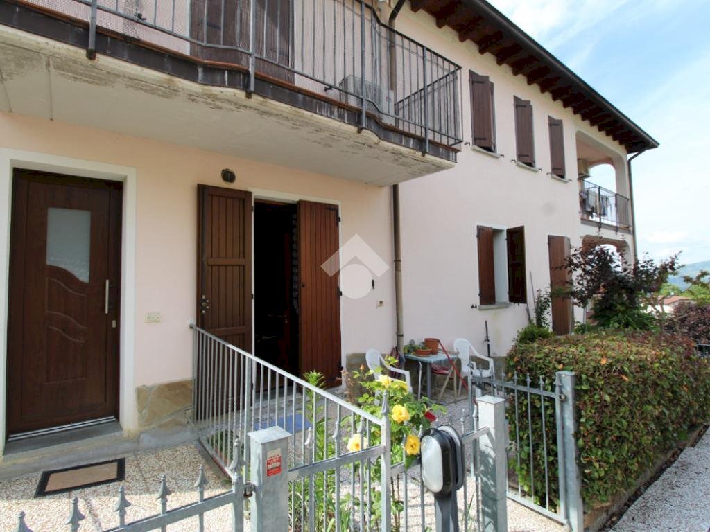 Three-room apartment Via Roma, Toano - photo 2