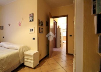 Three-room apartment Via Roma, Toano - photo 10