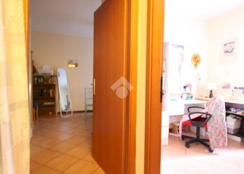 Three-room apartment Via Roma, Toano - photo 16