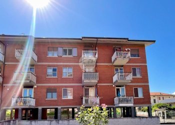 Bilocale Via Lombardore, Leini - foto 1