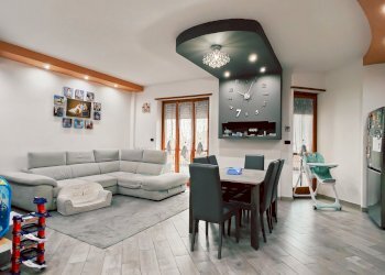 Three-room apartment Via Italia 61, 10, Revello - photo 2