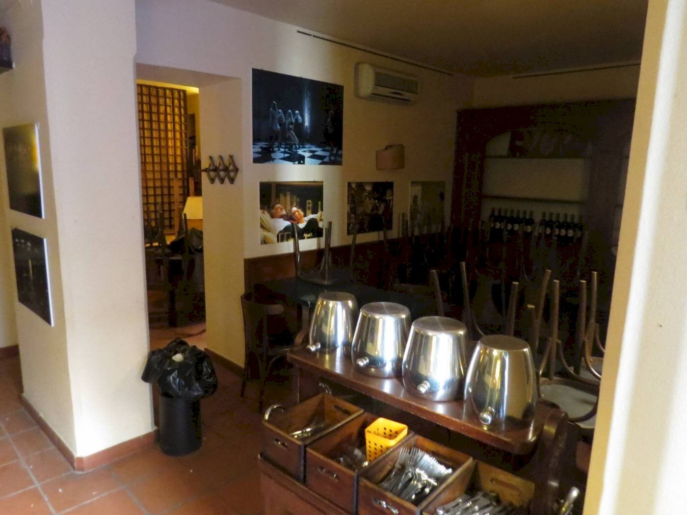 Shop Via Palestro, 48, Genova (neighborhood Castelletto) - photo 3