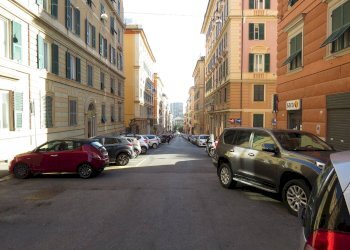 Shop Via Palestro, 48, Genova (neighborhood Castelletto) - photo 33
