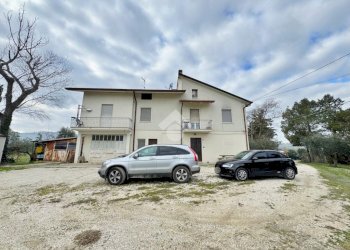 Independent house Via Cà Bernardo, Montegridolfo - photo 1