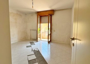 Portion of a house Via Giacomo Leopardi, Vallefoglia - photo 8