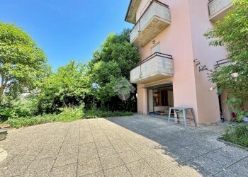 Portion of a house Via Giacomo Leopardi, Vallefoglia - photo 15