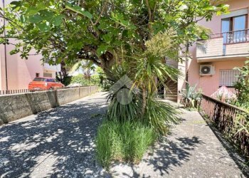 Portion of a house Via Giacomo Leopardi, Vallefoglia - photo 17