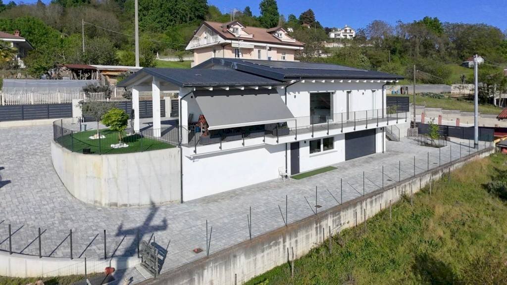 Villa Bra - foto 1