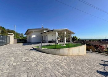 Villa Bra - foto 2