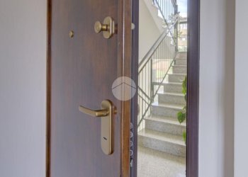 Three-room apartment Via orbassano, Piossasco - photo 9