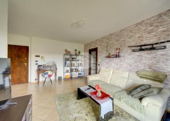 Three-room apartment Via orbassano, Piossasco - photo 10