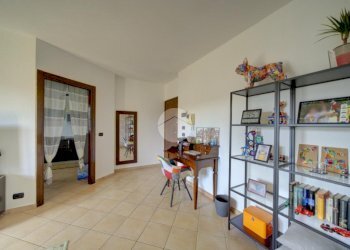 Three-room apartment Via orbassano, Piossasco - photo 13