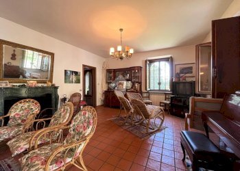Villa Frazione Spineto, Castellamonte - photo 4