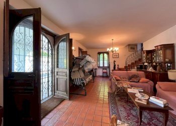 Villa Frazione Spineto, Castellamonte - photo 9
