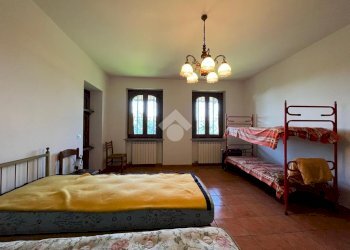 Villa Frazione Spineto, Castellamonte - photo 47