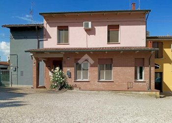 Three-room apartment Via del Teatro, Molinella - photo 1