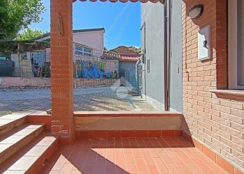 Three-room apartment Via del Teatro, Molinella - photo 5