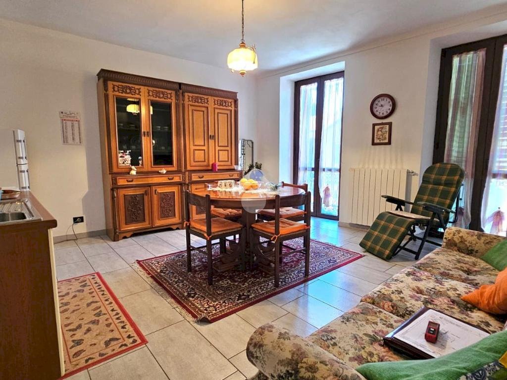 Three-room apartment Via roma, San Pietro Val Lemina - photo 2
