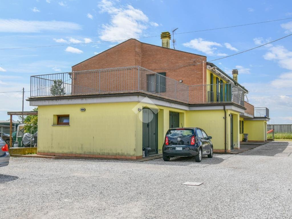 Three-room apartment Via Russia, Poggio Renatico - photo 3