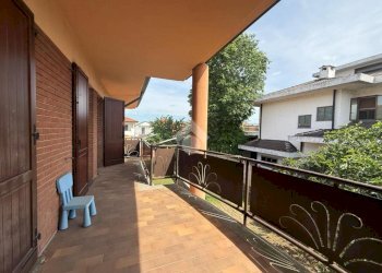 Portion of a house Via Lobrino, Cerano - photo 9