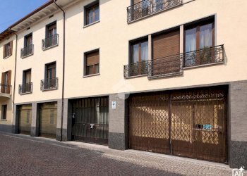 Appartamento Via C. Diana, Galliate - foto 2