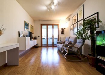 Three-room apartment Via Duccio di Buoninsegna, Assago - photo 2