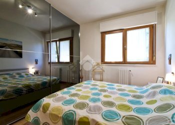 Three-room apartment Via Duccio di Buoninsegna, Assago - photo 14