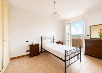 Four-room apartment Via Cornacchiara, Borghi - photo 12