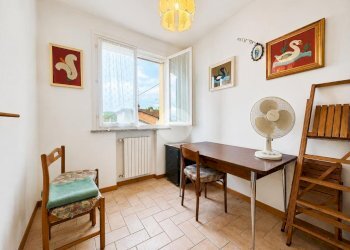 Four-room apartment Via Cornacchiara, Borghi - photo 17