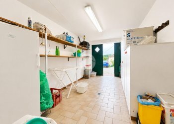 Four-room apartment Via Cornacchiara, Borghi - photo 25