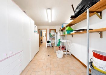 Four-room apartment Via Cornacchiara, Borghi - photo 26