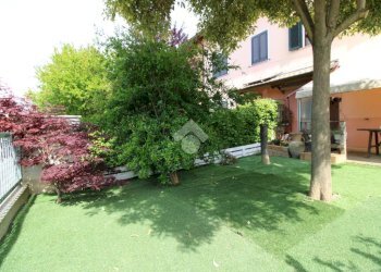 Semi-detached house Via Tolentino, Cesena - photo 2