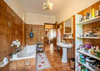 Quadrilocale Via Ettore Barchi, Reggio nell'Emilia - foto 32