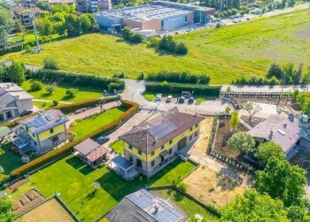 Porzione di casa Via Fratelli Bandiera, Reggio nell'Emilia - foto 7