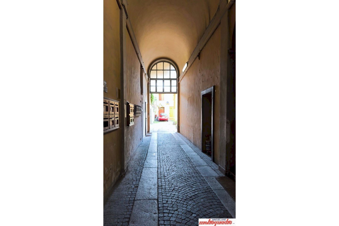 Bilocale Bologna (zona Centro Storico) - foto 2