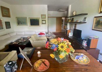 Four-room apartment Via Valsesia, Milano (neighborhood Baggio) - photo 3