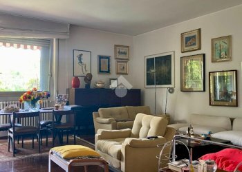 Four-room apartment Via Valsesia, Milano (neighborhood Baggio) - photo 4