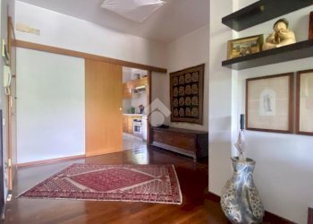 Four-room apartment Via Valsesia, Milano (neighborhood Baggio) - photo 5