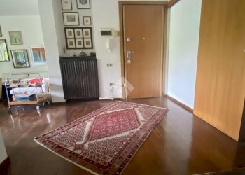 Four-room apartment Via Valsesia, Milano (neighborhood Baggio) - photo 6