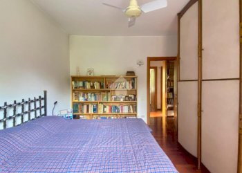 Four-room apartment Via Valsesia, Milano (neighborhood Baggio) - photo 11