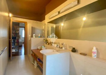 Four-room apartment Via Valsesia, Milano (neighborhood Baggio) - photo 20