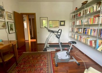 Four-room apartment Via Valsesia, Milano (neighborhood Baggio) - photo 39