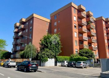 Four-room apartment Via Valsesia, Milano (neighborhood Baggio) - photo 46