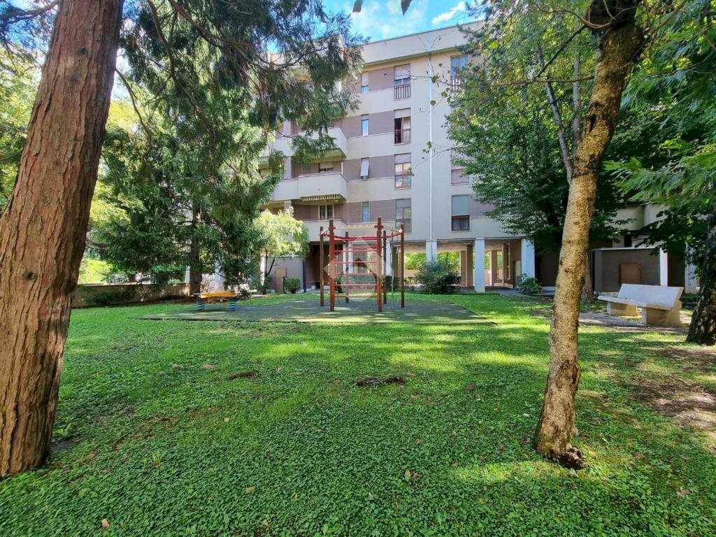 Three-room apartment Via Teobaldo Ciconi, Milano (neighborhood Inganni) - photo 2