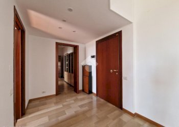 Three-room apartment Via Teobaldo Ciconi, Milano (neighborhood Inganni) - photo 3