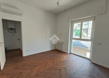 Three-room apartment Via Grivola, Milano (neighborhood Niguarda) - photo 4