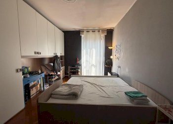 Four-room apartment Corso peschiera, Torino (neighborhood Cenisia) - photo 1