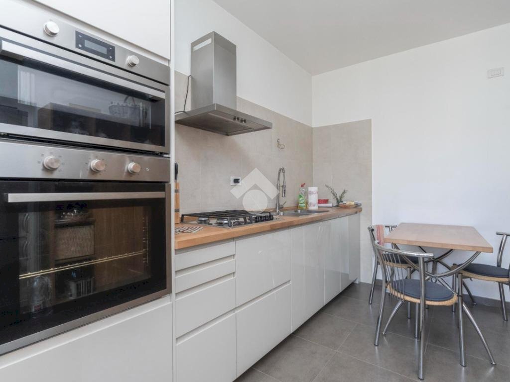 Four-room apartment Via giovanni da verazzano, Torino (neighborhood Crocetta) - photo 3